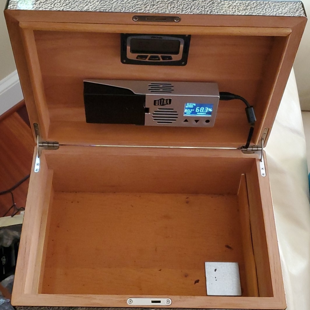 Limited edition ACID Humidor - Picture 3 of 9